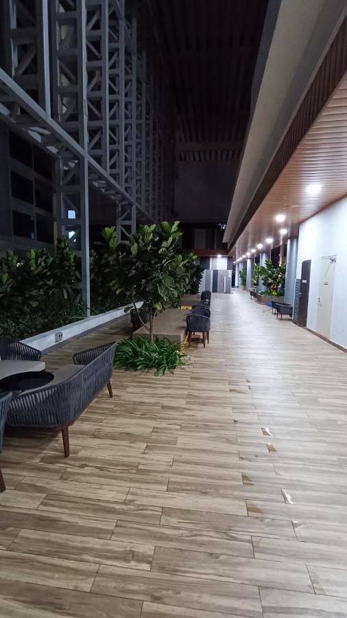 Cl 27A Insta Klcc View & Infinity Pool View Apartamento Kuala Lumpur Exterior foto