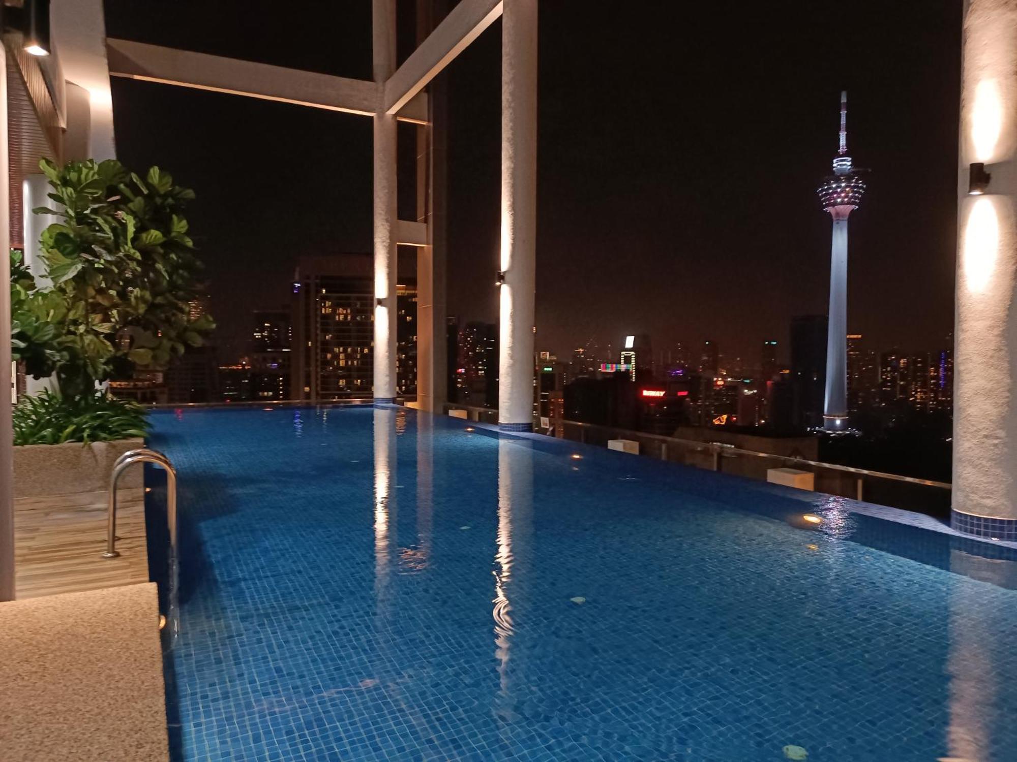 Cl 27A Insta Klcc View & Infinity Pool View Apartamento Kuala Lumpur Exterior foto
